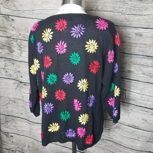 Catherine Stewart Embroidered Sweatshirt Size XL.Pit to pit approx:  20.5 inch - Picture 2 of 7